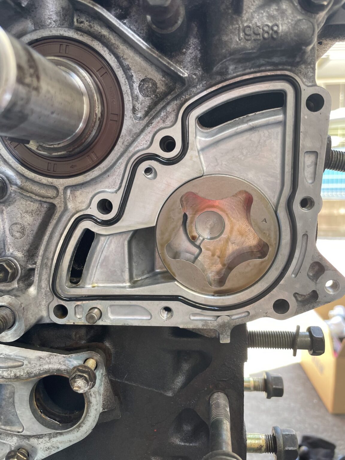 ガスケットを自作する方法 エンジンオイル漏れ修理 SW20 MR2のオイルポンプガスケットを自作してみた SoundWorksK site