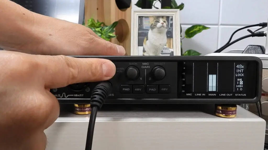 MOTU UltraLite mk5 レビュー アウトボードに興味があるMIX師に